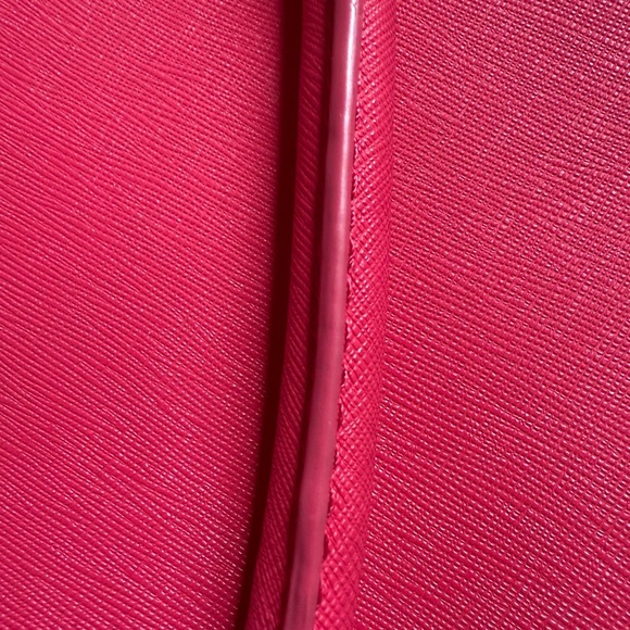 Danier Pink Tote Bag with Structured Design and Saffiano Finish - Picture 4 of 14